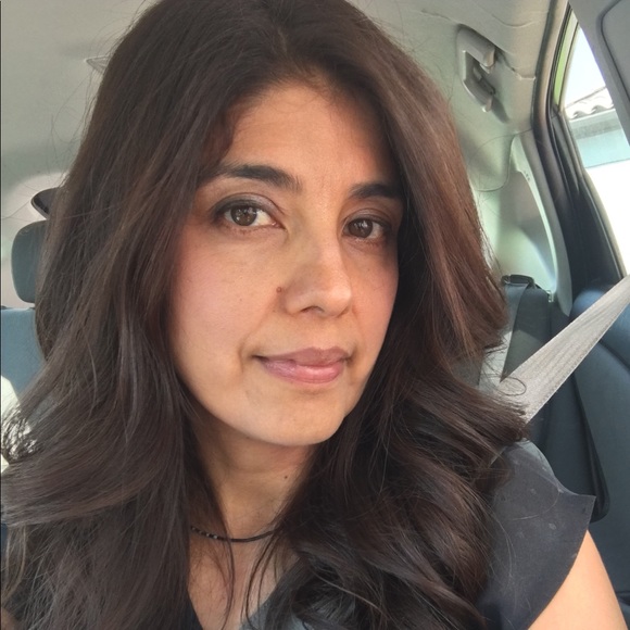 Meet your Posher, Bianca - Picture 2 of 2